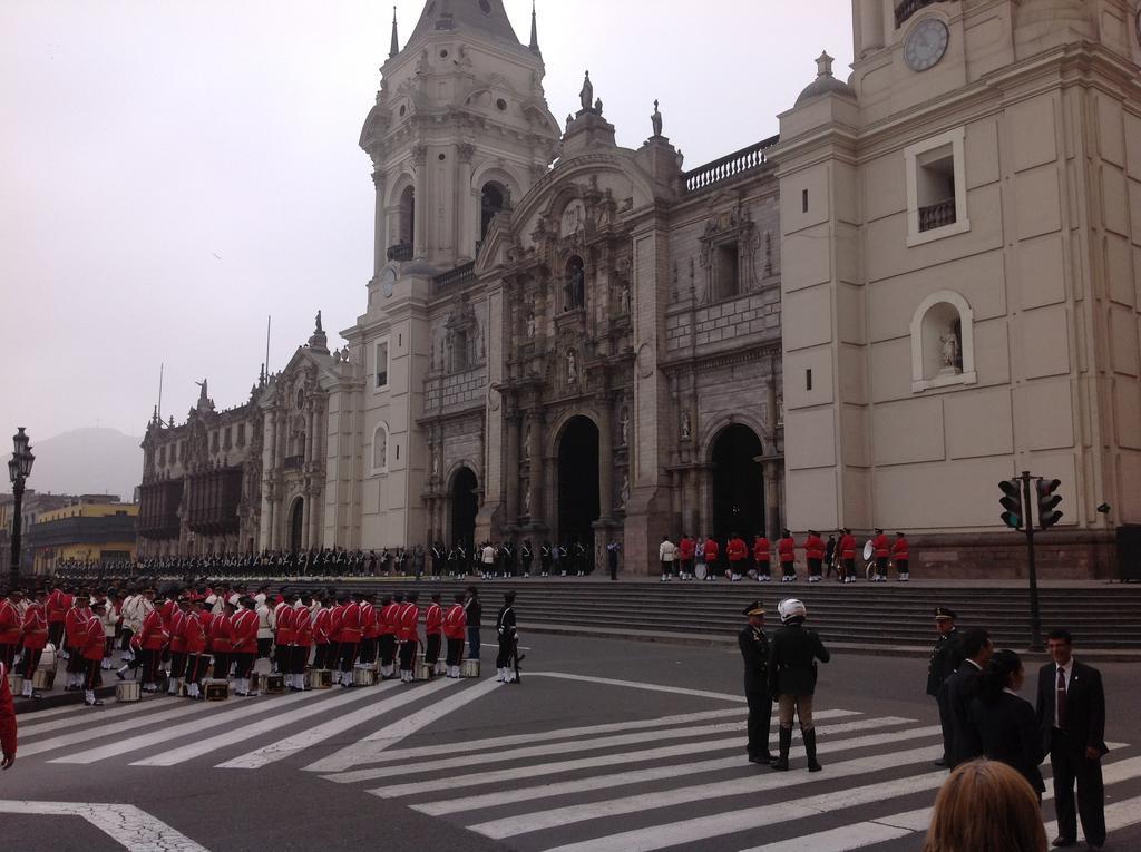 Hospedaje Santa Rosa- Centro Historico リマ エクステリア 写真