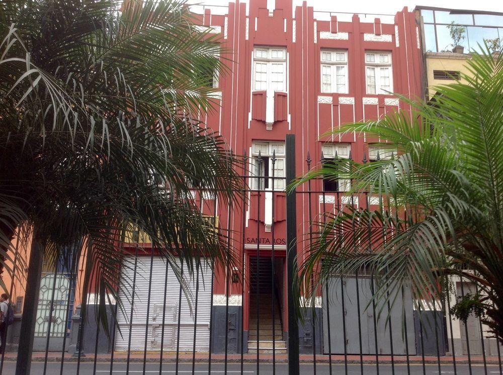 Hospedaje Santa Rosa- Centro Historico リマ エクステリア 写真
